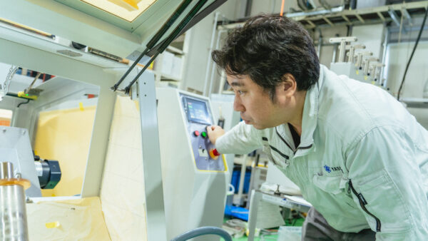 【神戸・西宮】品質保証課の求人募集 ～精密機器の出荷前検査の仕事～